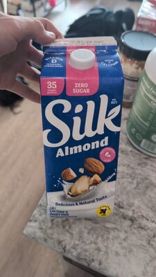 Silk Unsweetened Almond Milk, 64 oz